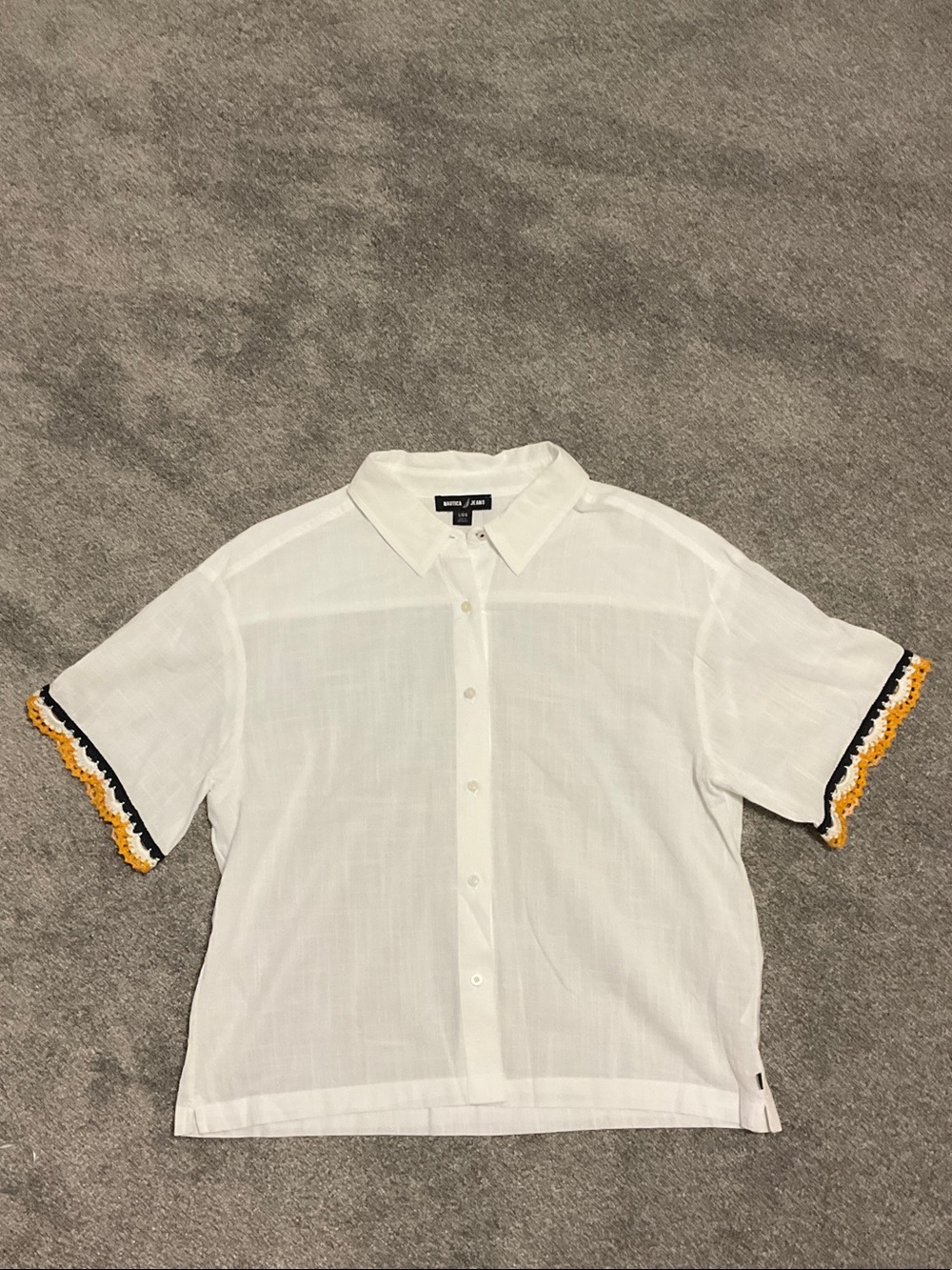 Linen White Short-Sleeve Button-Down Shirt with Yellow and Navy Sleeve Trim